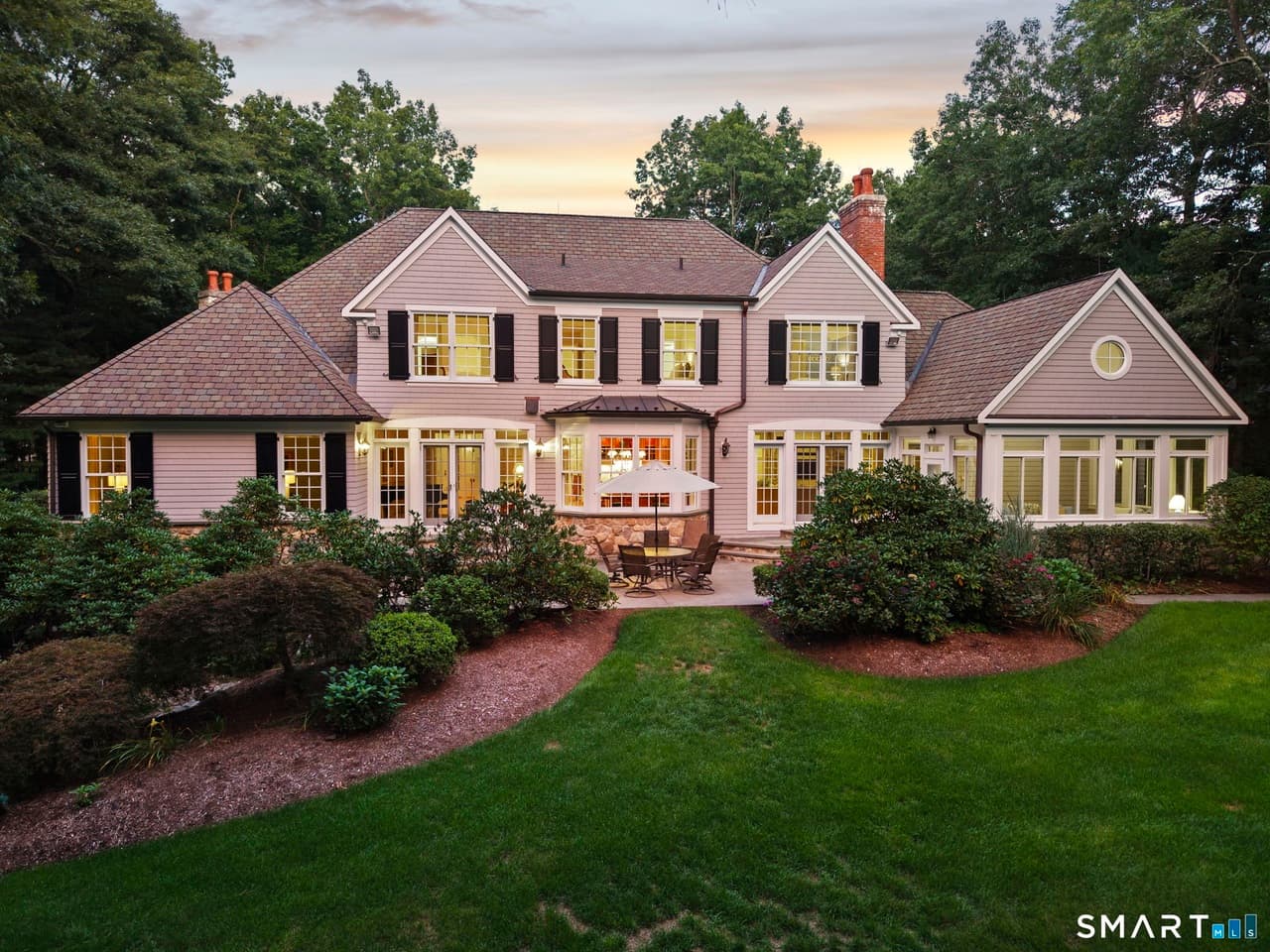 10 Pembroke Hill photo 3
